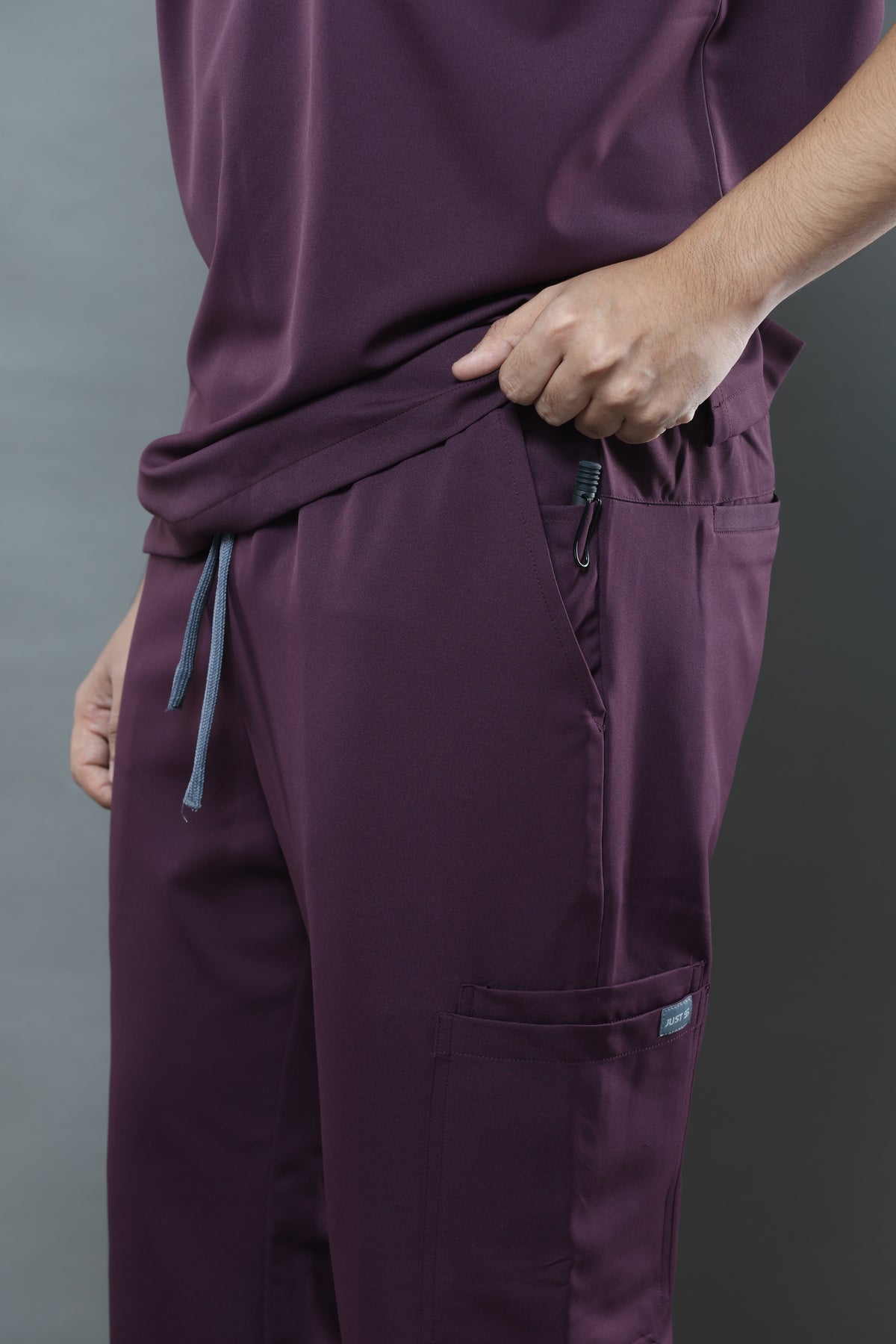 MENS Premium Stretch V-Neck Scrub Set – PLUM