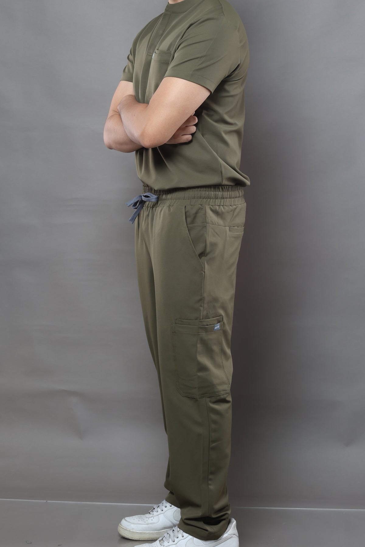 MENS Premium Stretch Scrub Set – ARMY GREEN