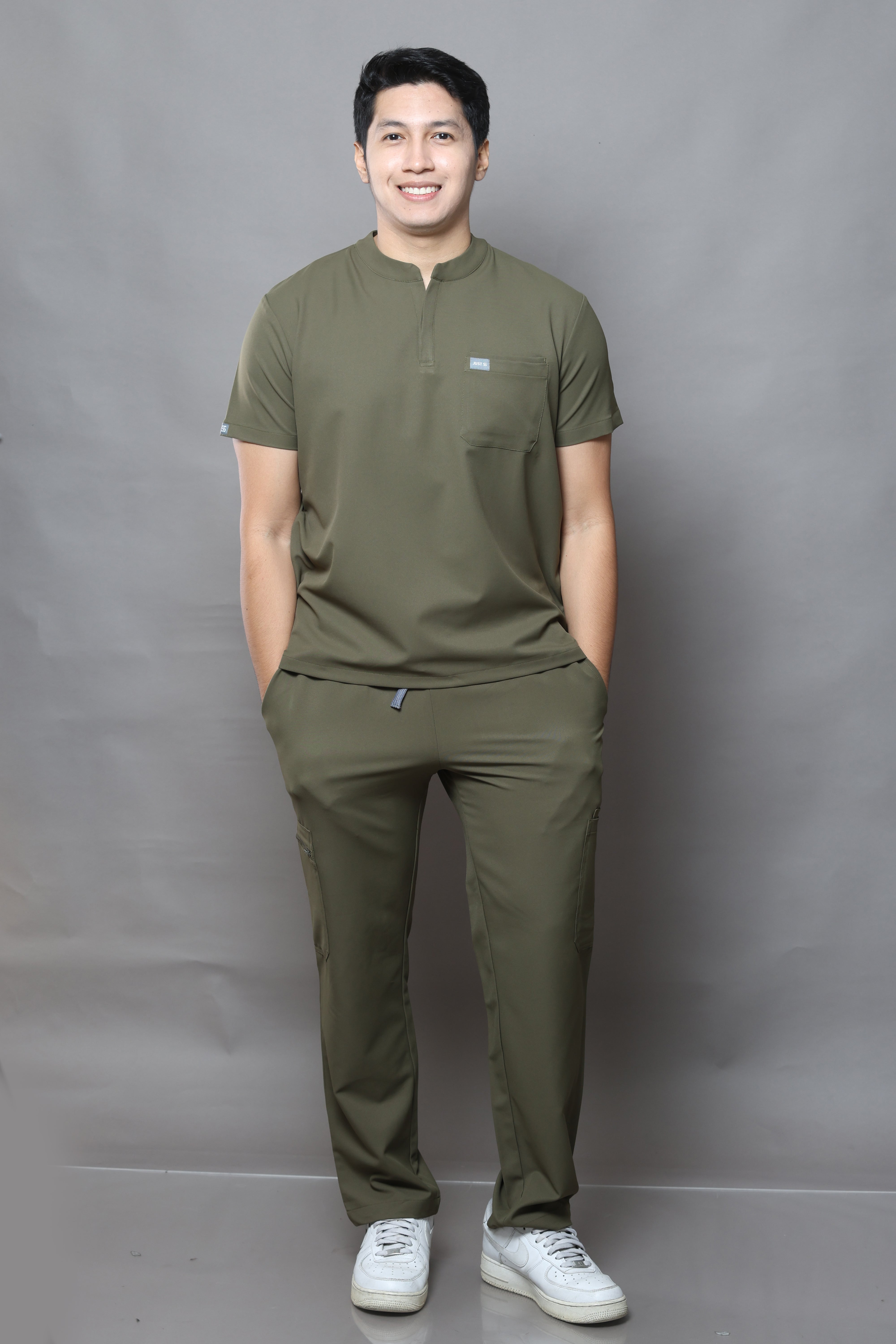 MENS Premium Stretch Scrub Set – ARMY GREEN