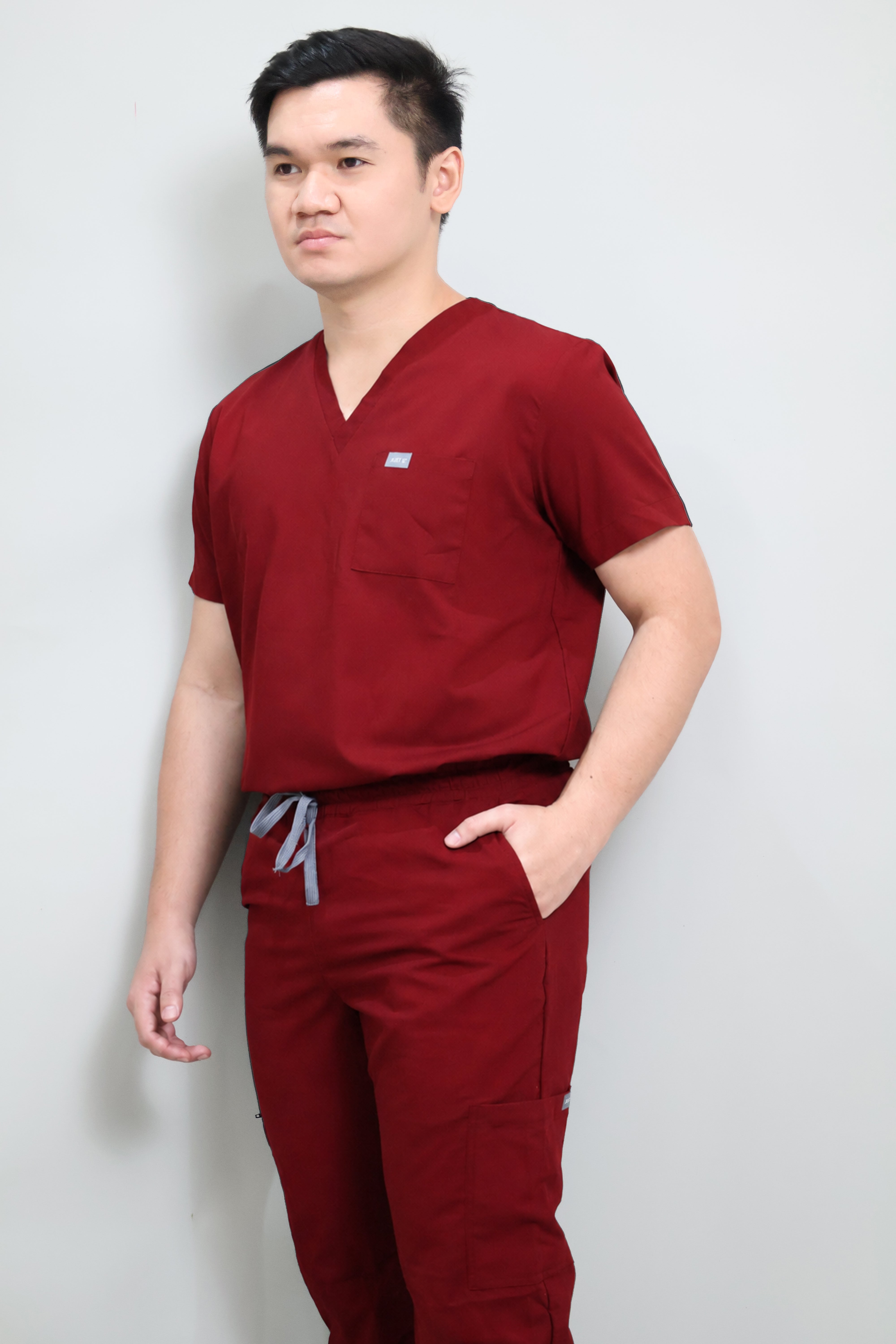 MENS Comfort+ Scrub Set – MAROON