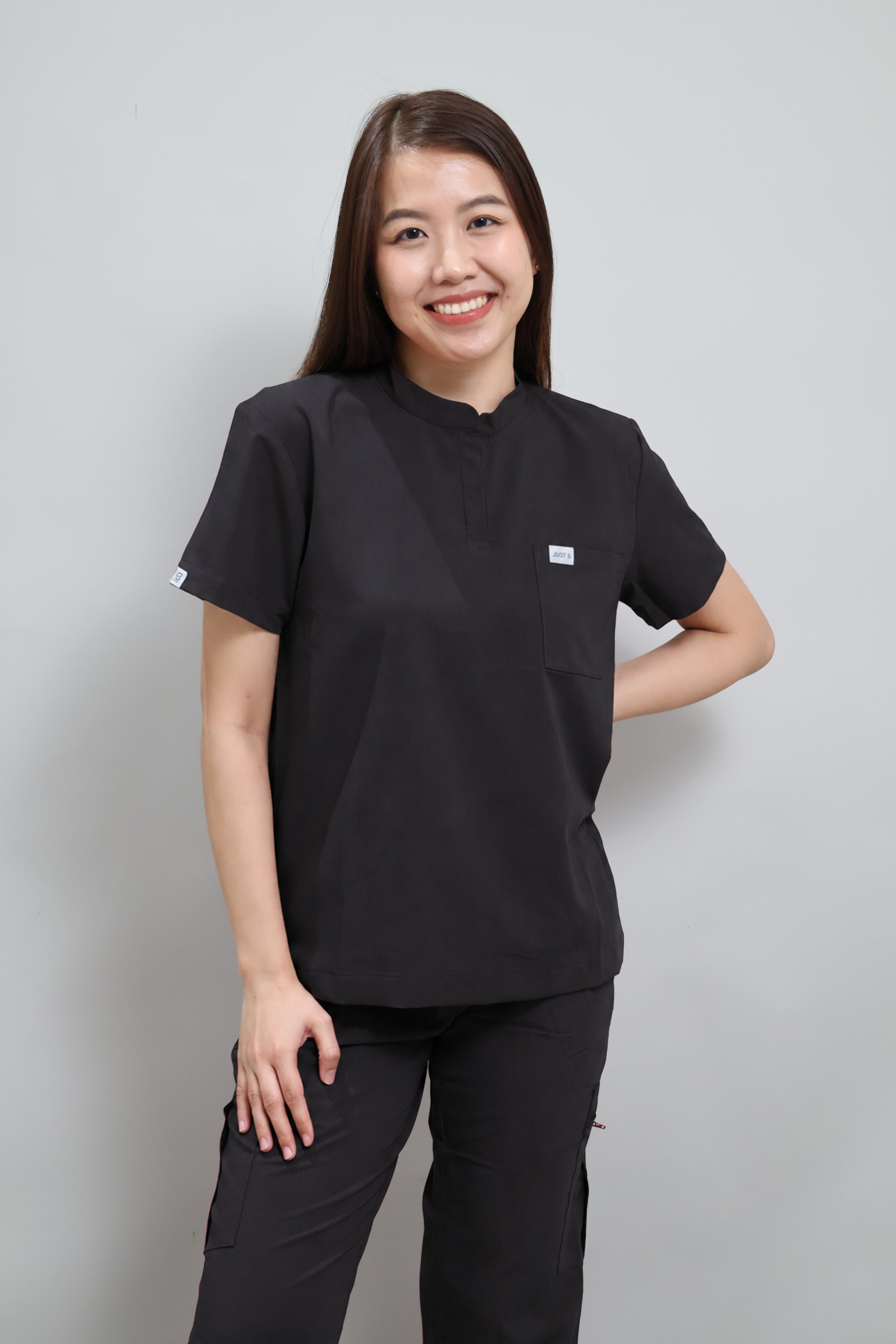 WMNS Comfort+ Scrub Set – BLACK